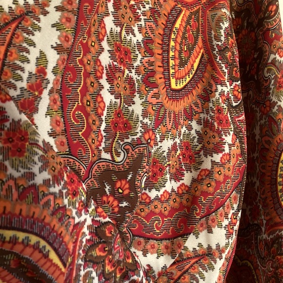 Everly Paisley Print Feminine and Flowy Dress, Size S - Picture 5 of 13